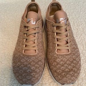 APL Techloom Phantom W Women's Size 9 ROSE GOLD